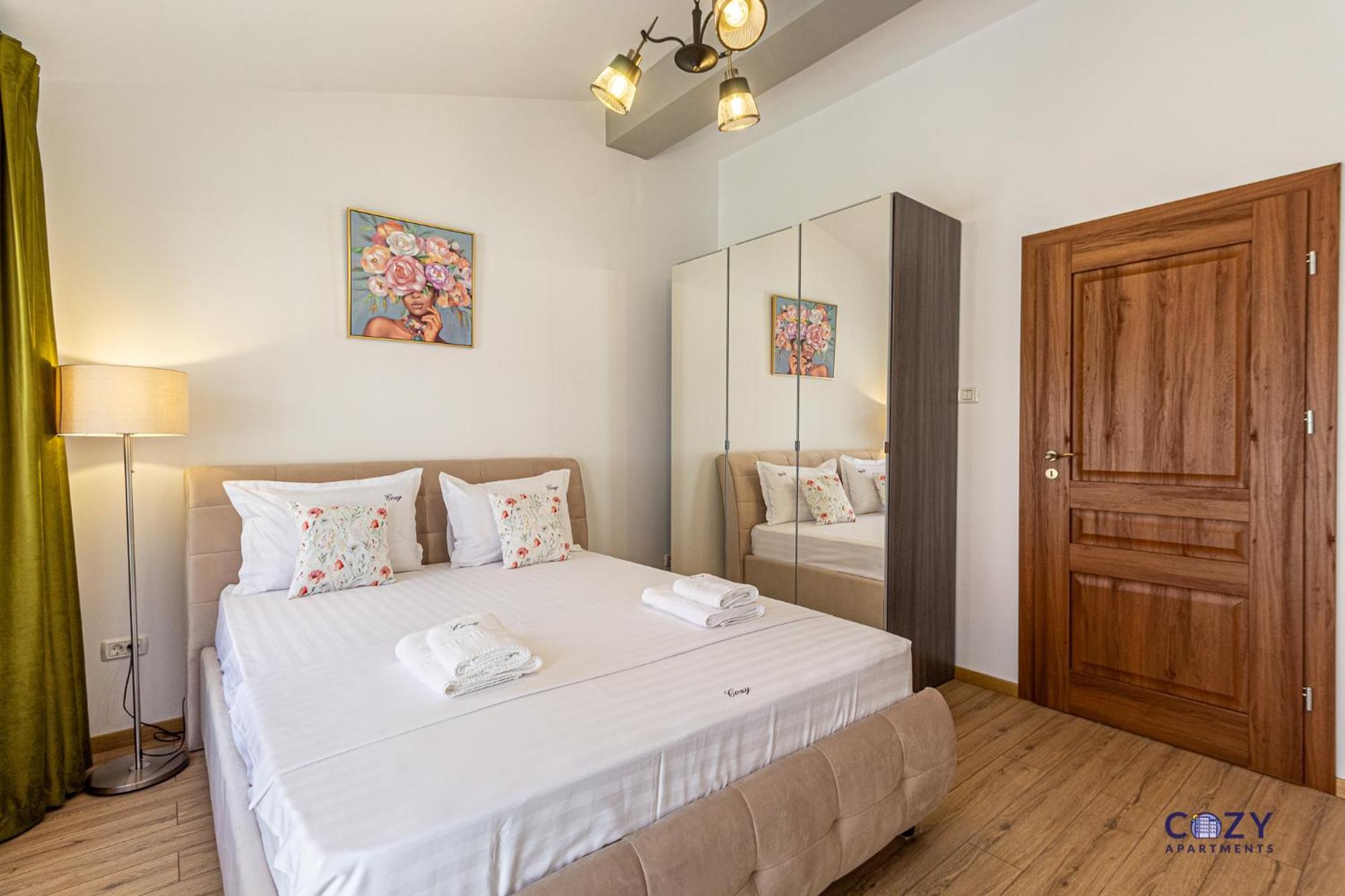 Cozy Brand New Boutique Aparthotel Braşov Extérieur photo