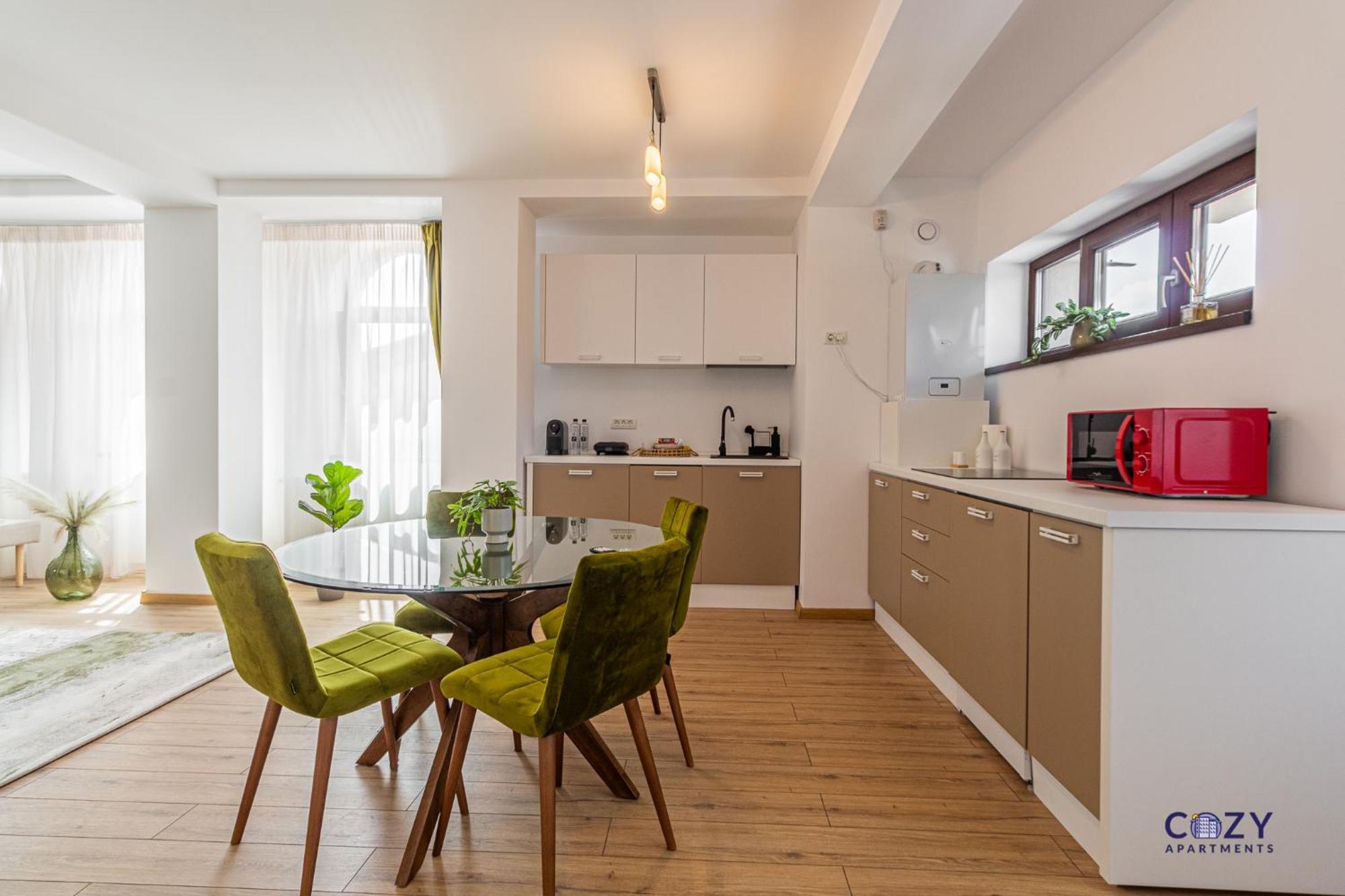 Cozy Brand New Boutique Aparthotel Braşov Extérieur photo