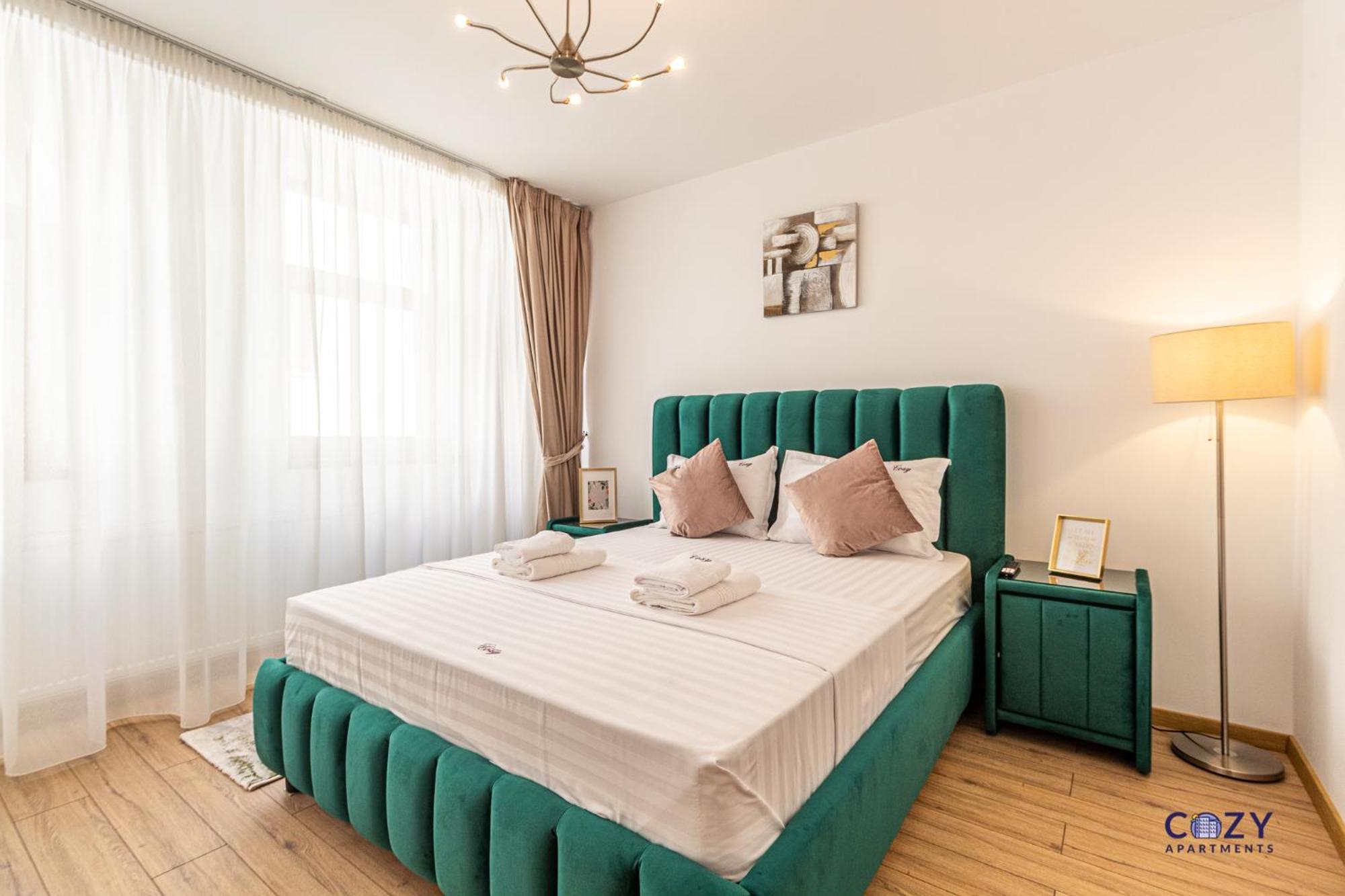 Cozy Brand New Boutique Aparthotel Braşov Extérieur photo