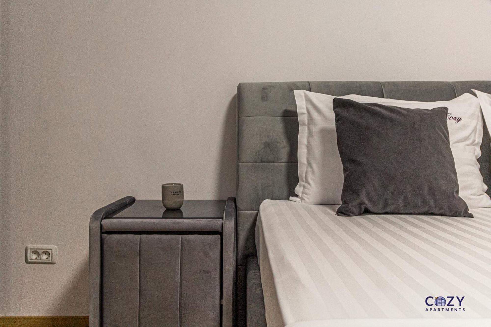 Cozy Brand New Boutique Aparthotel Braşov Extérieur photo