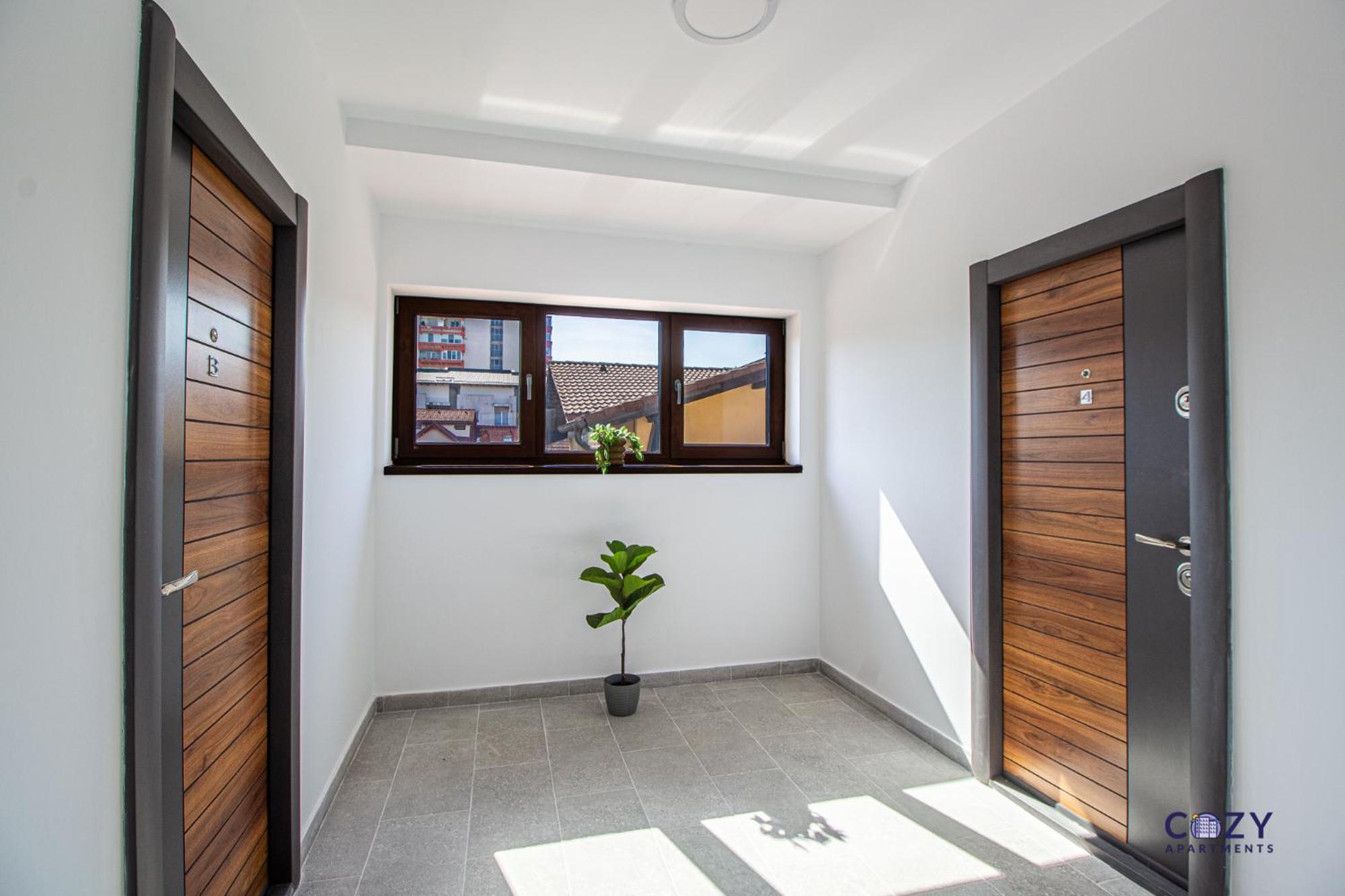 Cozy Brand New Boutique Aparthotel Braşov Extérieur photo